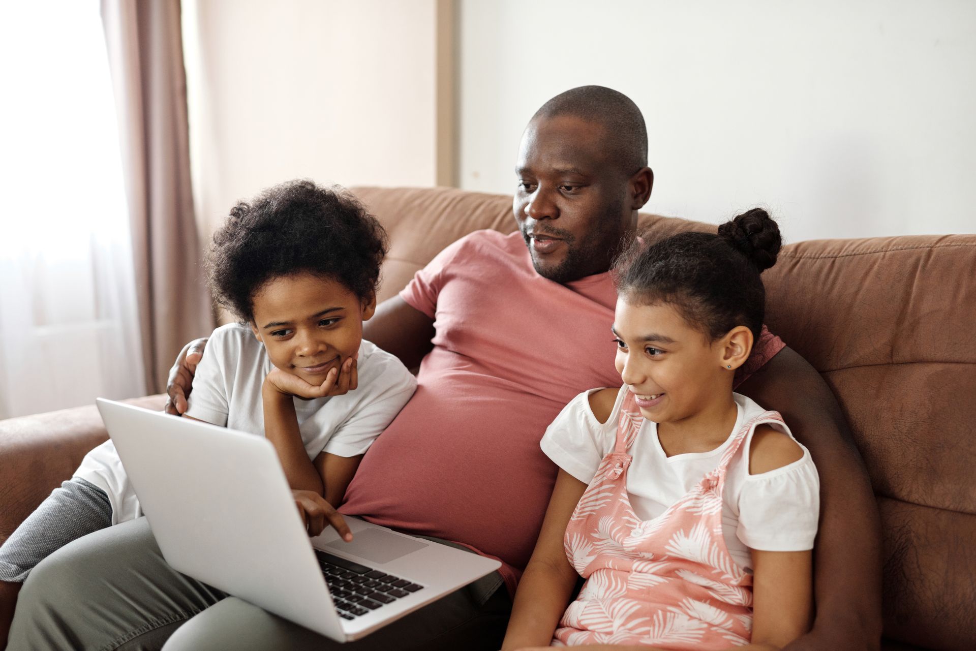 Une famille satisfaite d'AirPharma